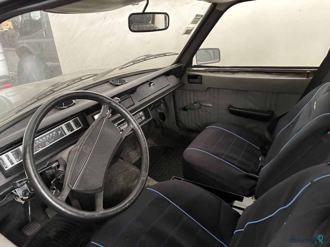 1972' Peugeot 504 Break photo #6