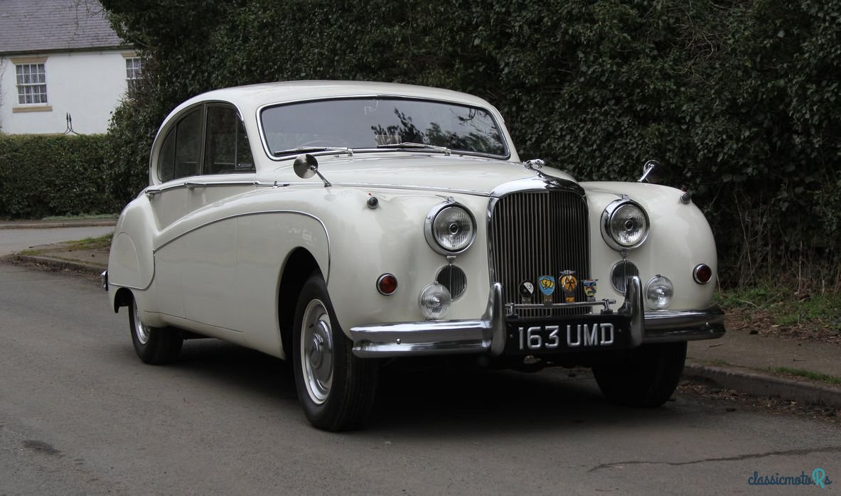 1958' Jaguar Mk9 photo #2
