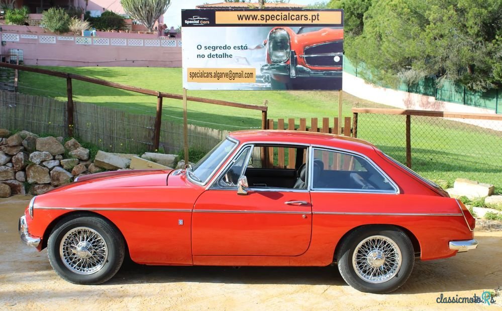 1970' MG MGB photo #1