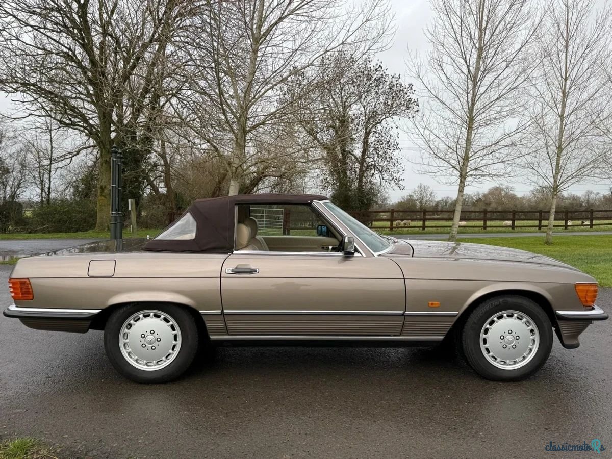 1988' Mercedes-Benz Sl Class photo #4
