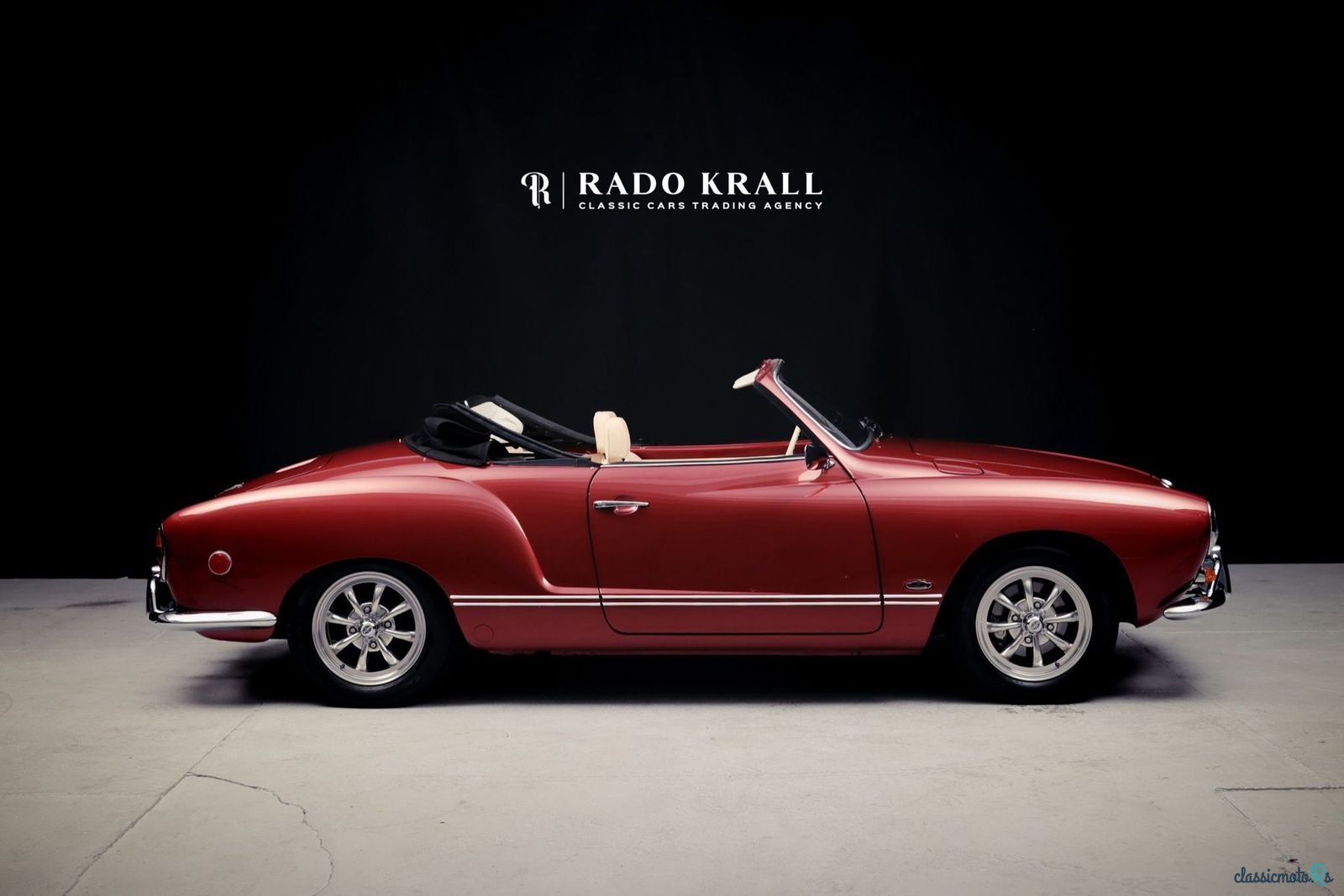 1968' Volkswagen Karmann Ghia photo #2