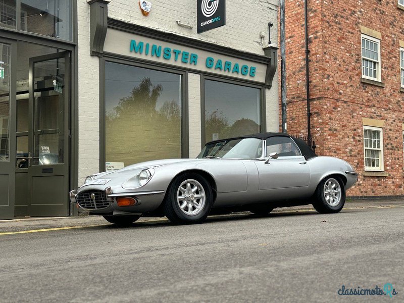 1973' Jaguar E-Type photo #1