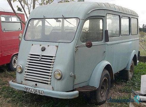 1960' Renault Goelette Bus photo #1