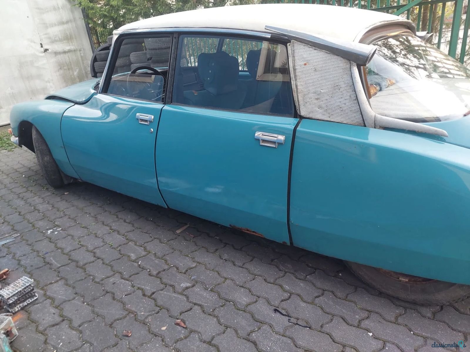 1974' Citroen DS photo #2