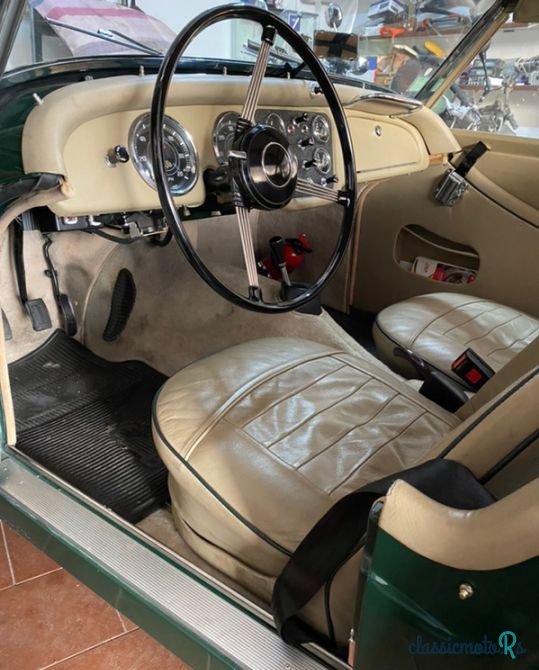 1952' Triumph TR3 photo #3