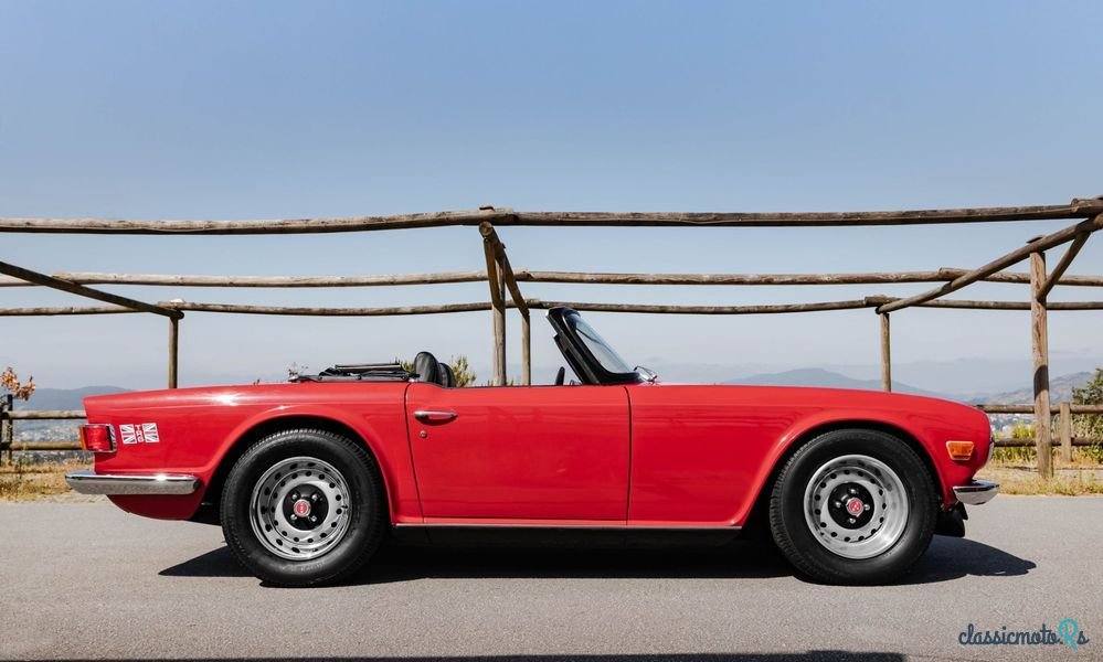 1971' Triumph TR6 photo #3