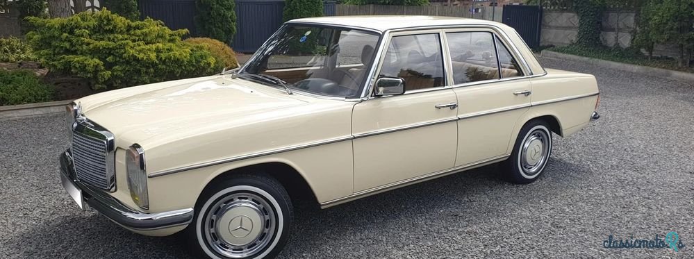 1976' Mercedes-Benz W114/W115 photo #6