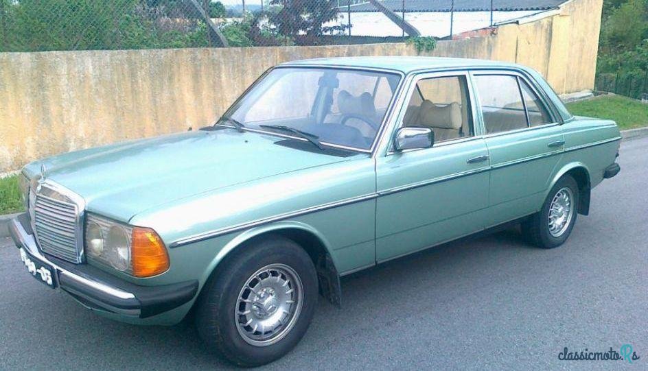 1976' Mercedes-Benz 220 D photo #1