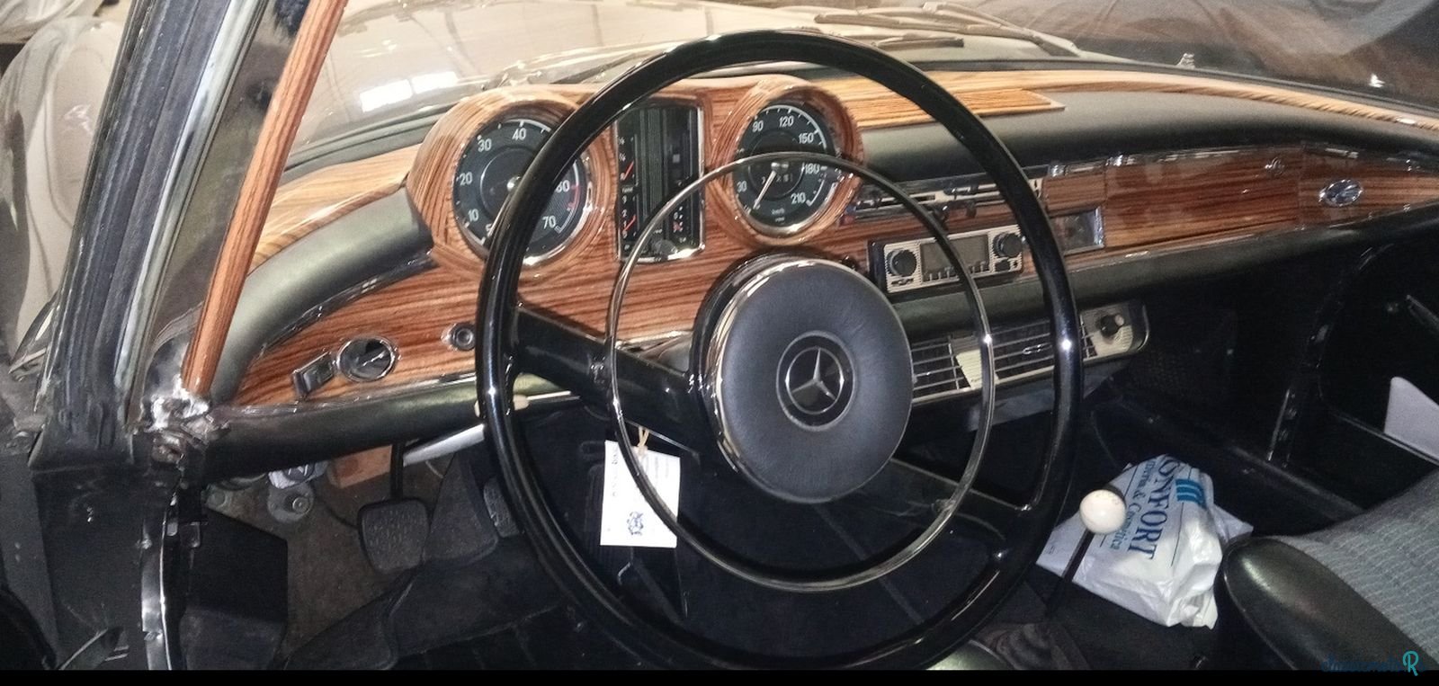 1965' Mercedes-Benz 200 photo #5