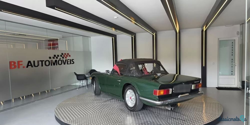 1970' Triumph TR6 photo #4