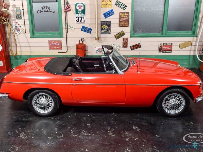 1968' MG Roadster photo #6