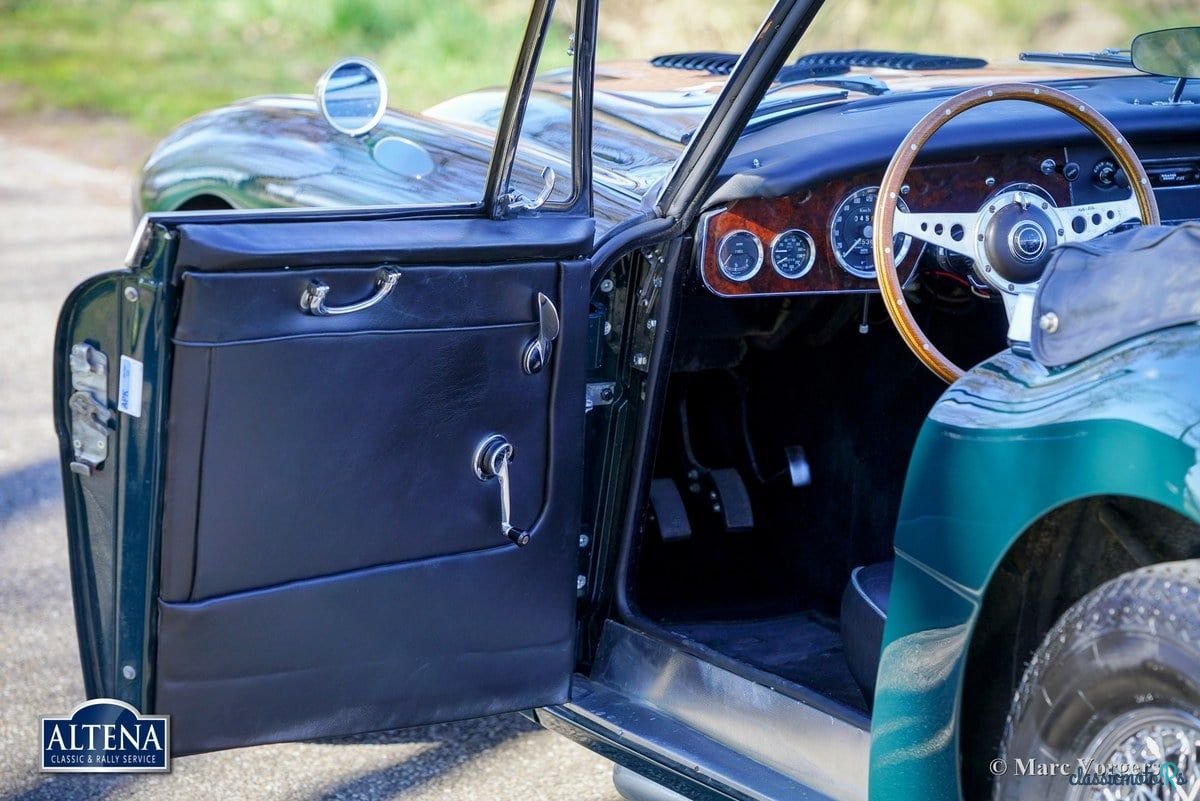 1965' Austin-Healey 3000 photo #5