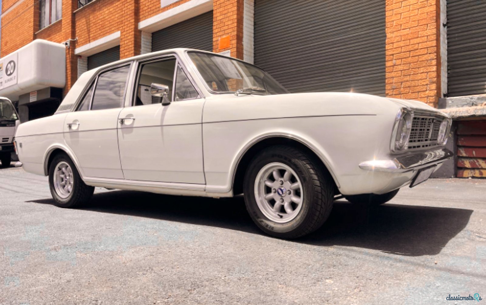 1968' Ford Cortina photo #2