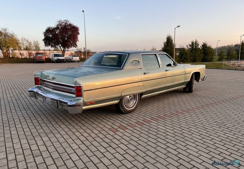 1976' Lincoln Continental for sale. Poland