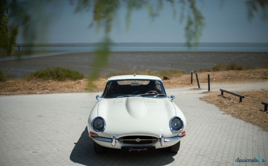1966' Jaguar E-Type 4.2 photo #4