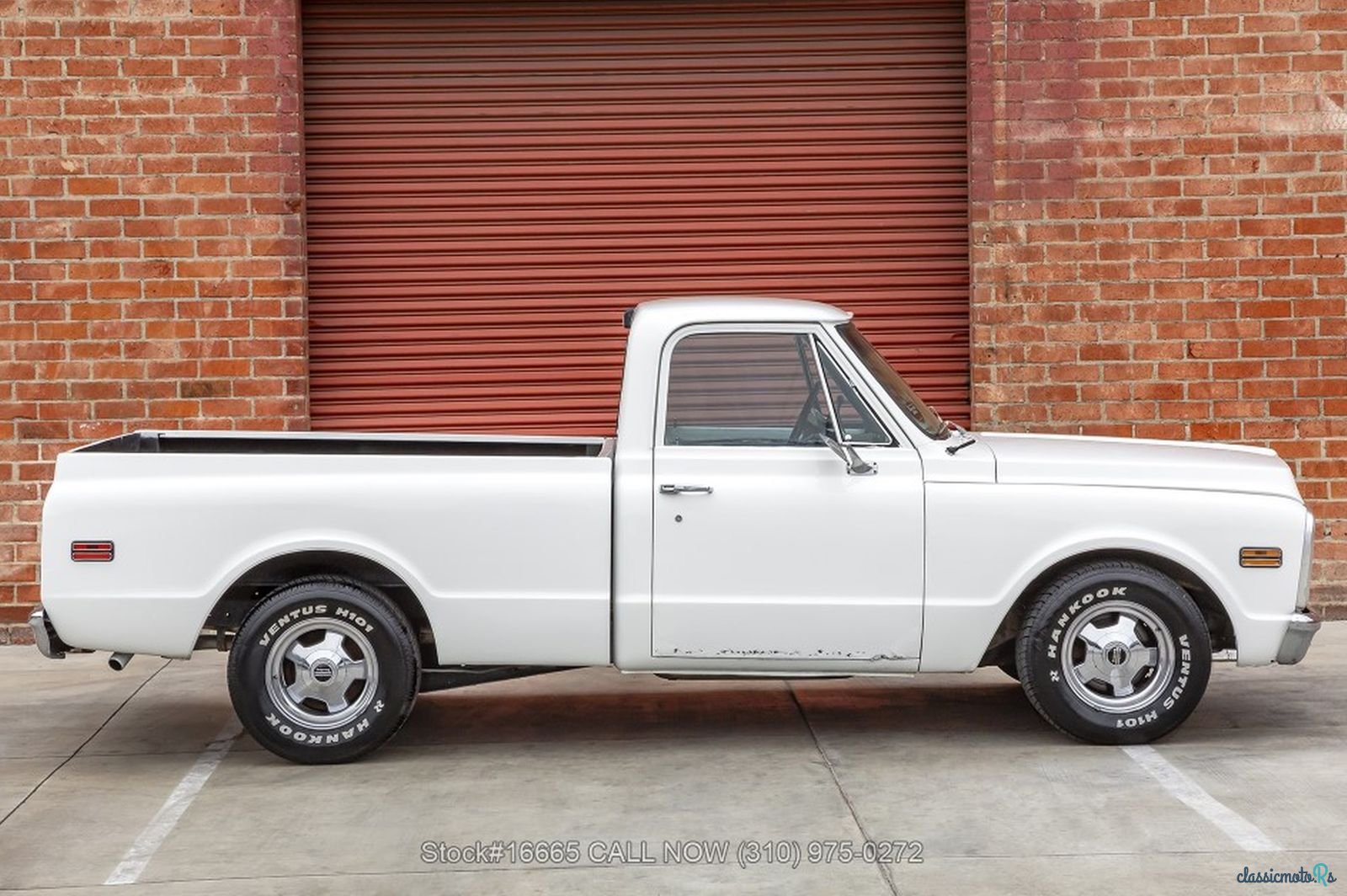 1972' Chevrolet C10 Pickup photo #2