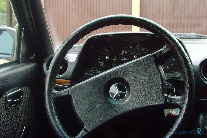 1980' Mercedes-Benz W123 photo #1
