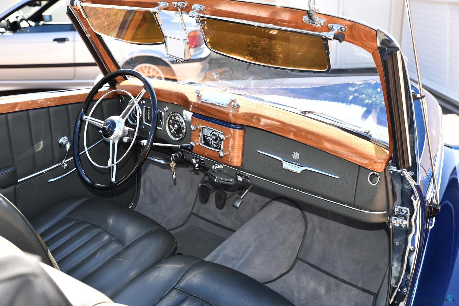 1952' Mercedes-Benz 220A photo #3