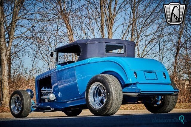 1932' Ford photo #4