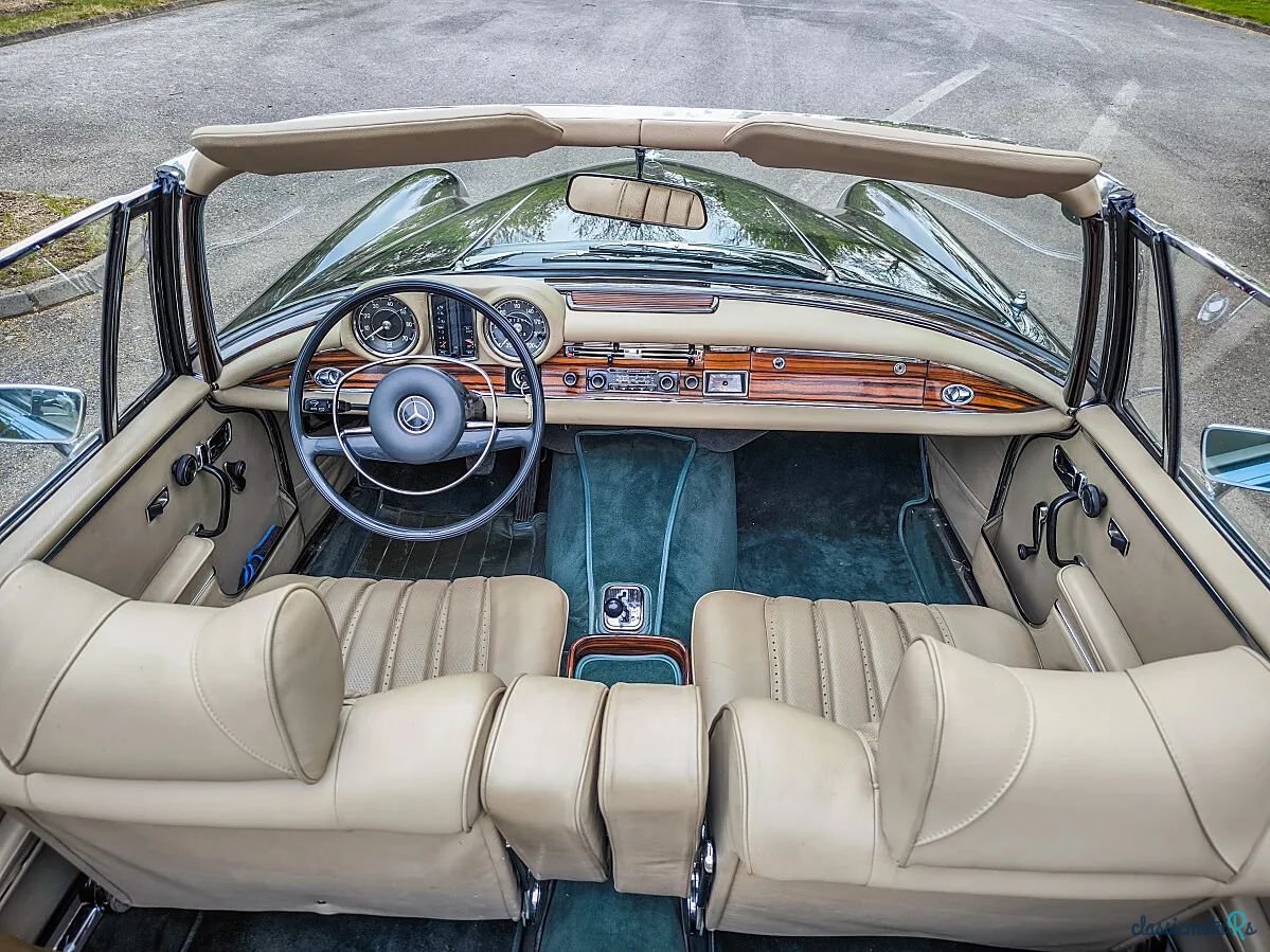 1970' Mercedes-Benz S-Klasse photo #3