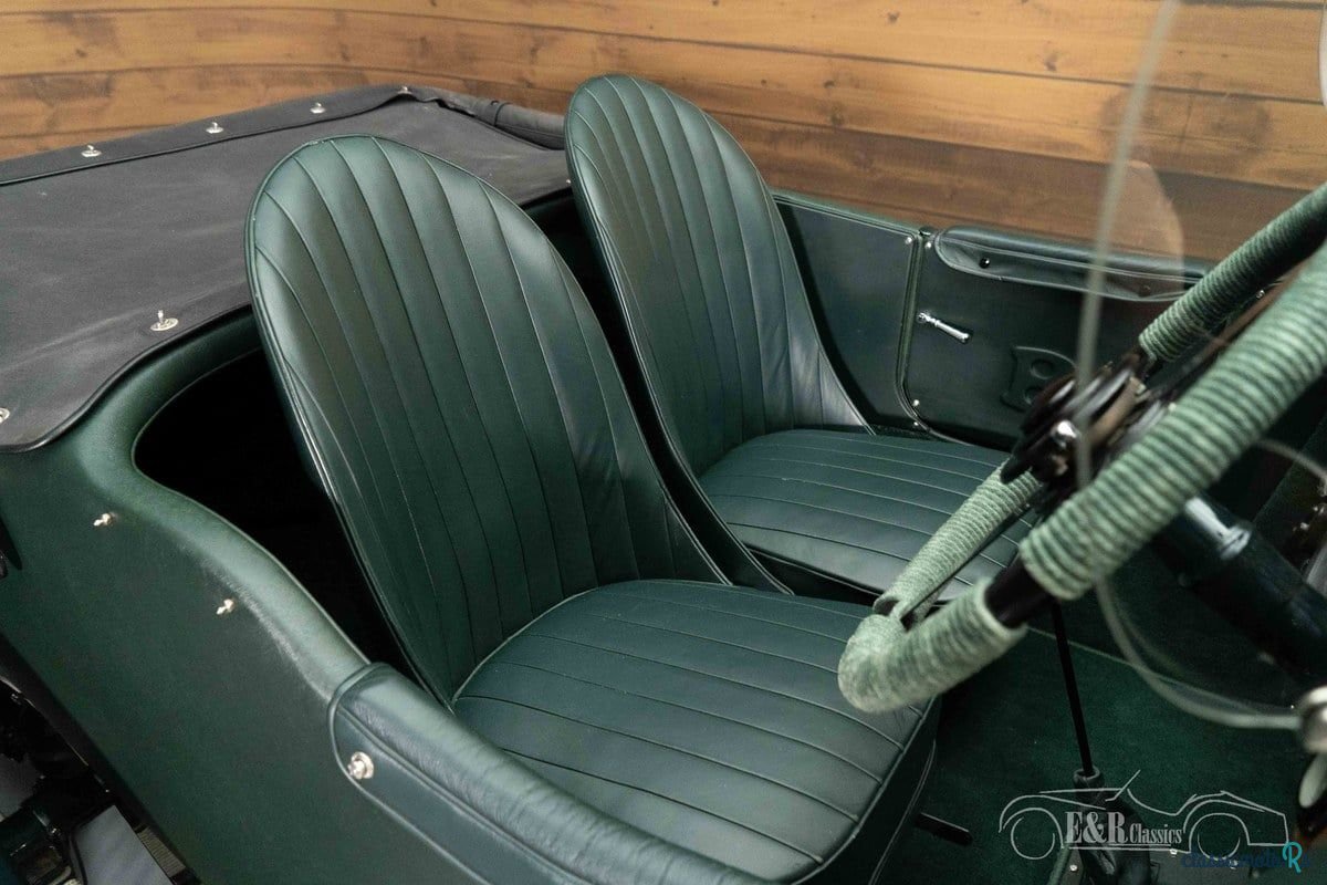 1952' Bentley 4 1/2 Litre photo #3