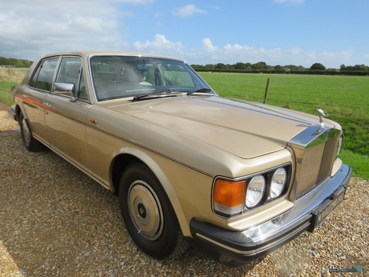 1988' Rolls-Royce Silver Spirit photo #1