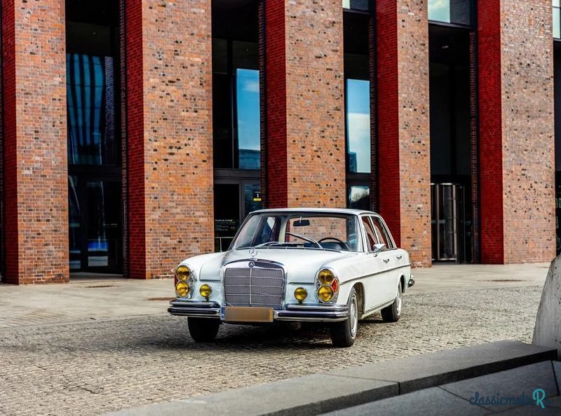 1967' Mercedes-Benz Klasa S photo #1