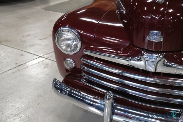 1948' Ford Super Deluxe photo #5