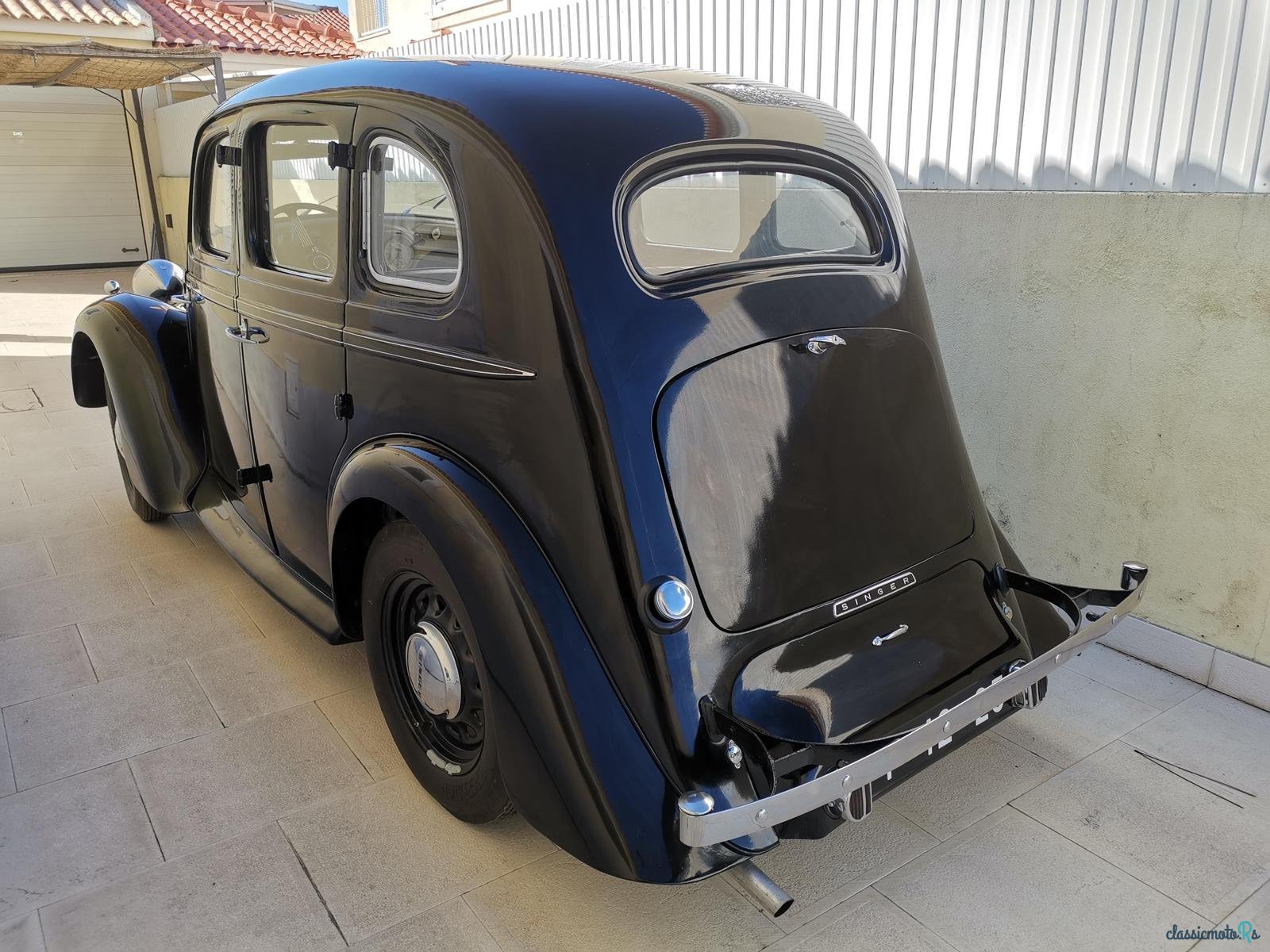 1948' Singer Super ten photo #2