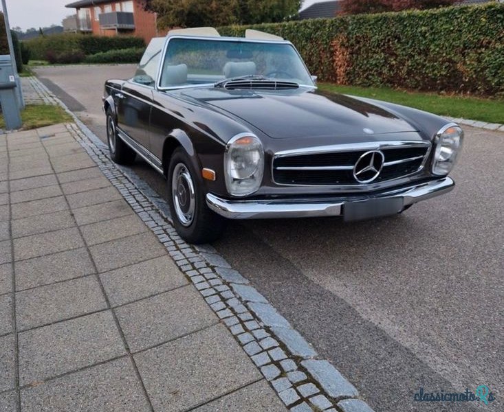 1969' Mercedes-Benz photo #1