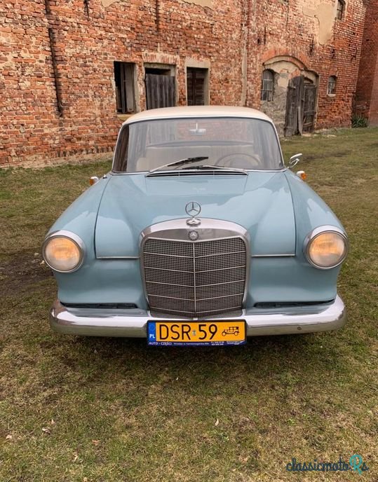 1965' Mercedes-Benz W110 photo #3