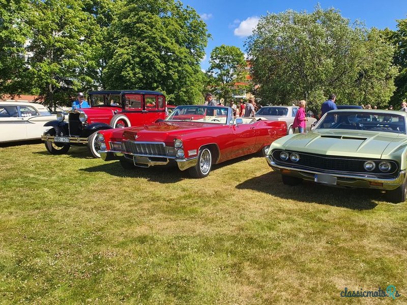 1968' Cadillac Deville photo #6