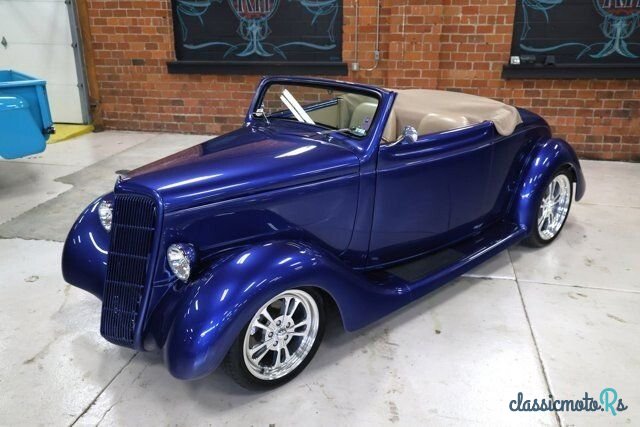 1935' Ford photo #1