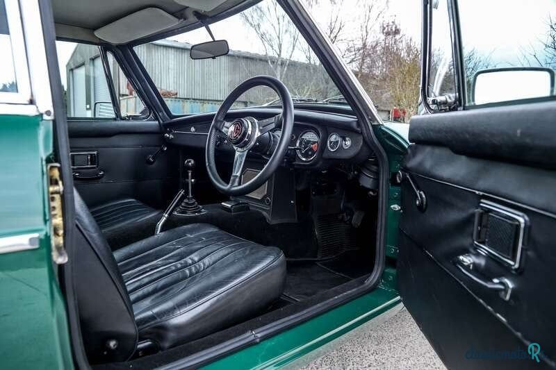 1969' MG MGC photo #2