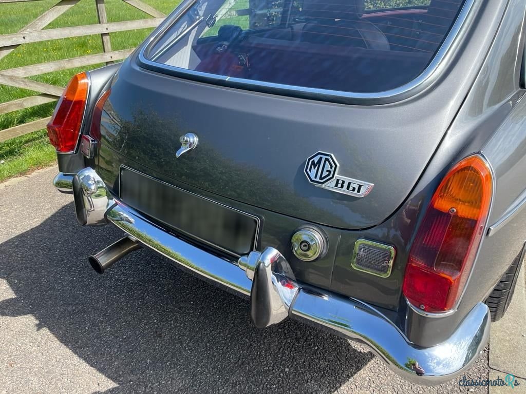 1970' MG MGB photo #6