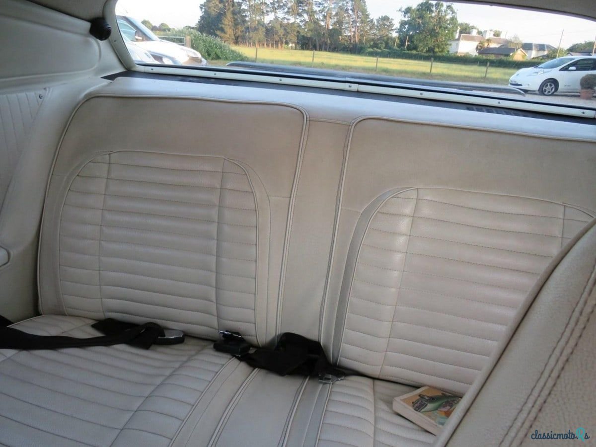 1971' Dodge Charger photo #3