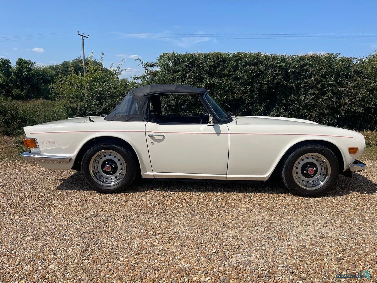 1971' Triumph TR6 photo #5