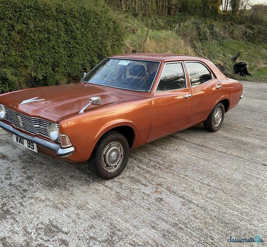 1974' Ford Cortina photo #1