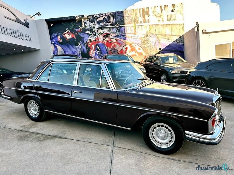 1970' Mercedes-Benz 300 photo #2