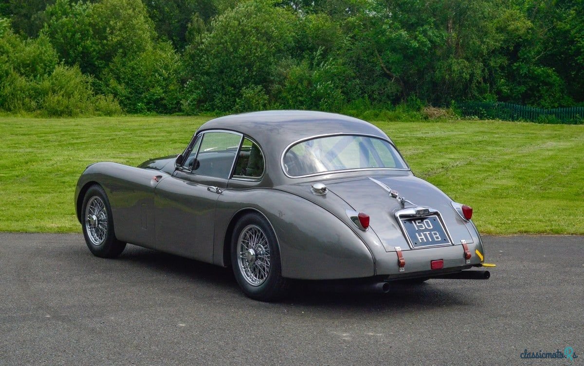 1958' Jaguar Xk150 photo #2