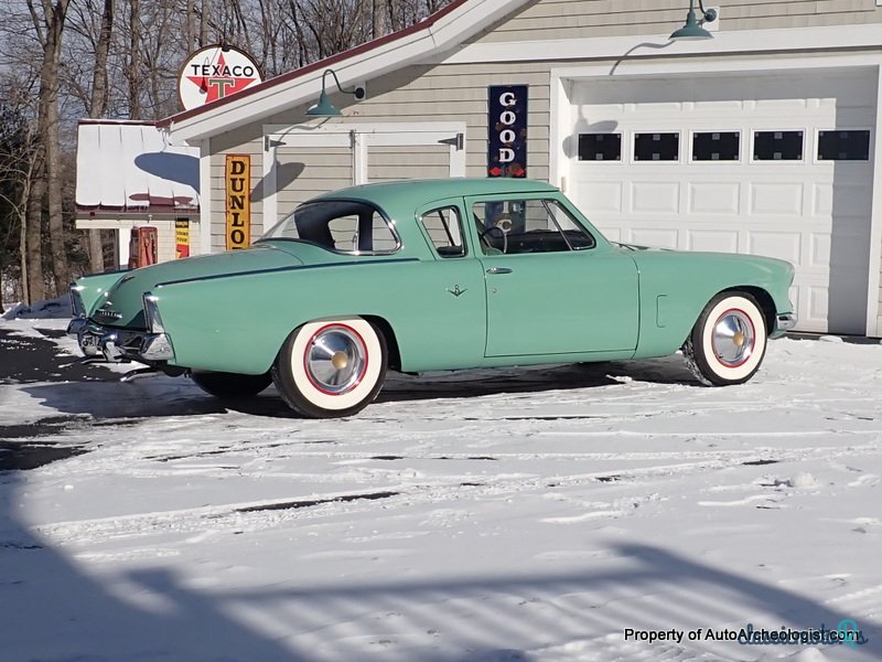 1953' Studebaker Commander Deluxe Starlight Coupe photo #3