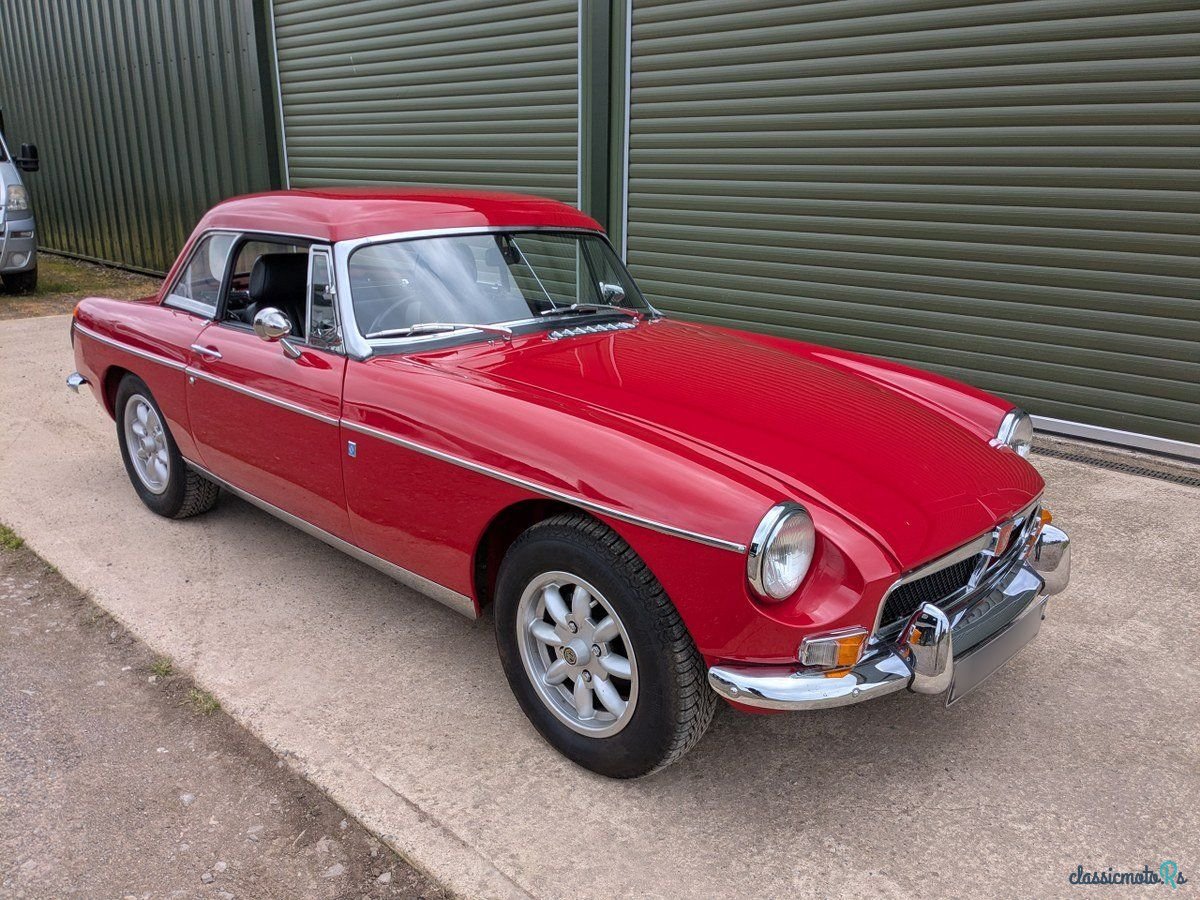 1974' MG MGB photo #2