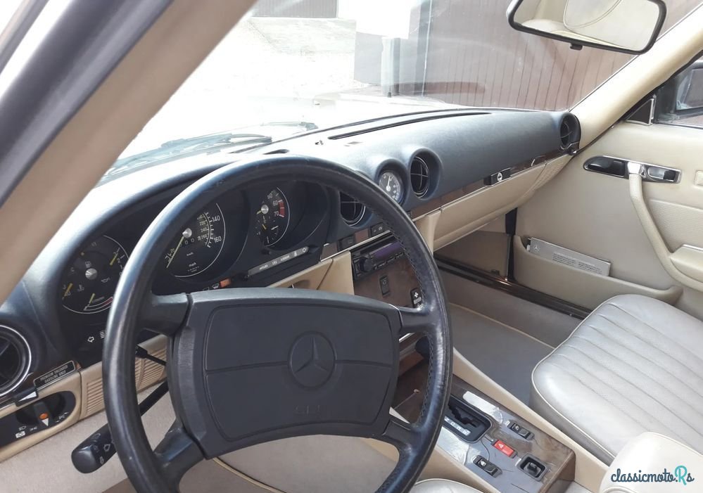 1975' Mercedes-Benz 560 SL photo #3