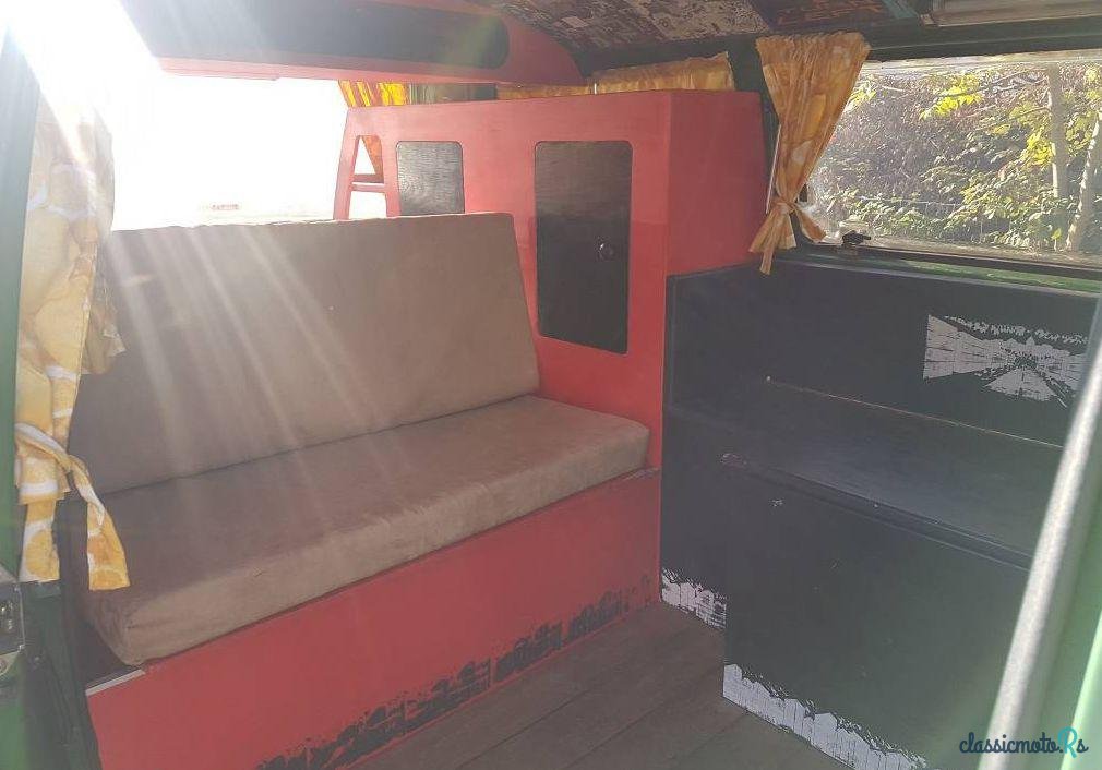 1984' Volkswagen Transporter photo #4