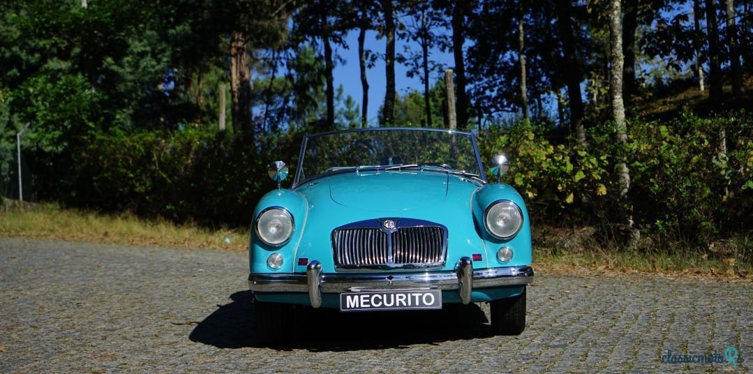 1957' MG MGA photo #2
