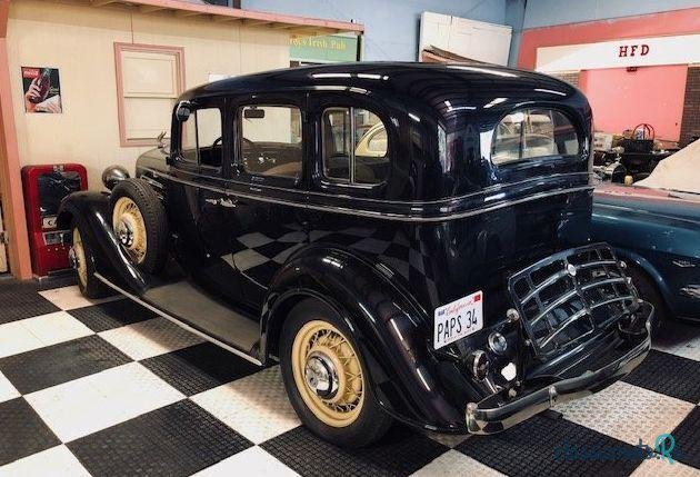 1934' Chevrolet Delux photo #2