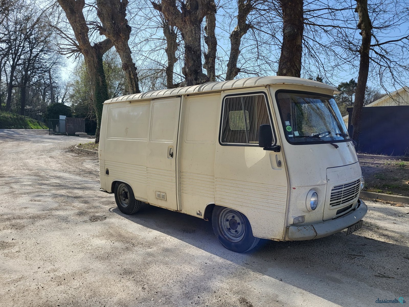 1979' Peugeot J7 photo #4