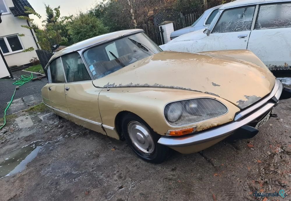 1960' Citroen DS photo #1