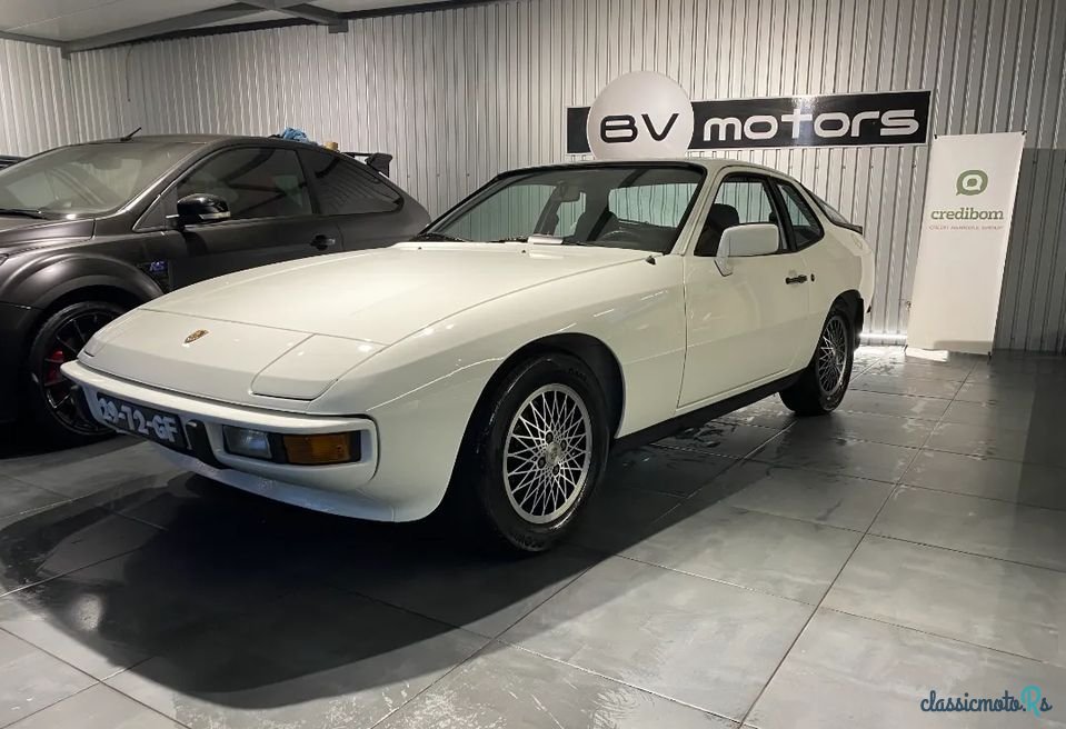 1980' Porsche 924 photo #2