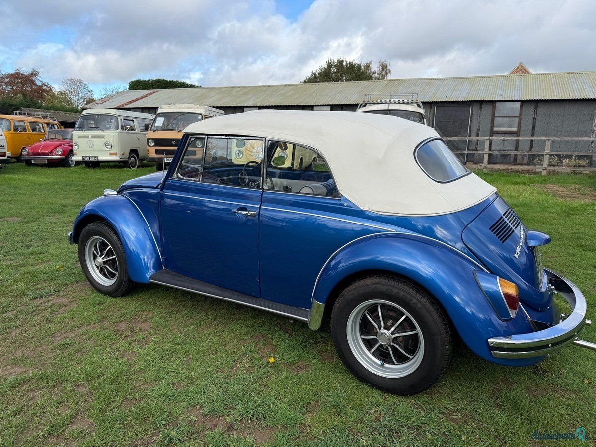 1970' Volkswagen Beetle photo #2